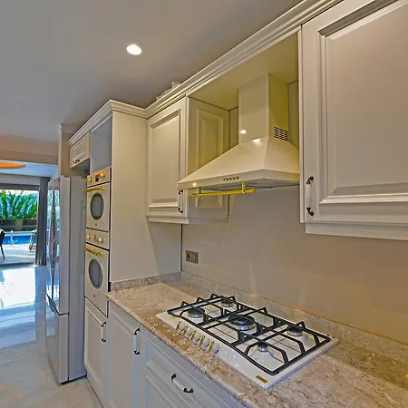 Sultan Villa Cedit